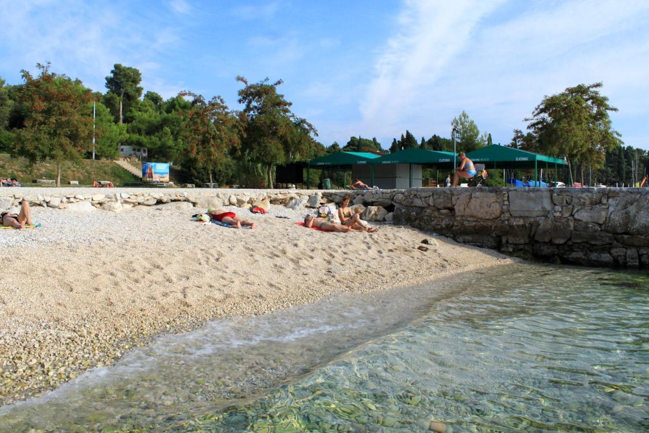 Apartments And Rooms With Parking Space Rovinj - 7170 Exterior photo