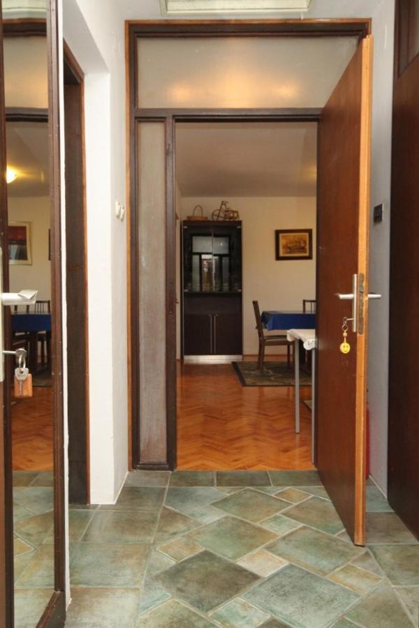 Apartments And Rooms With Parking Space Rovinj - 7170 Exterior photo